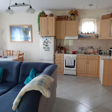 Balaton Blue Door Holiday home Ordacsehi